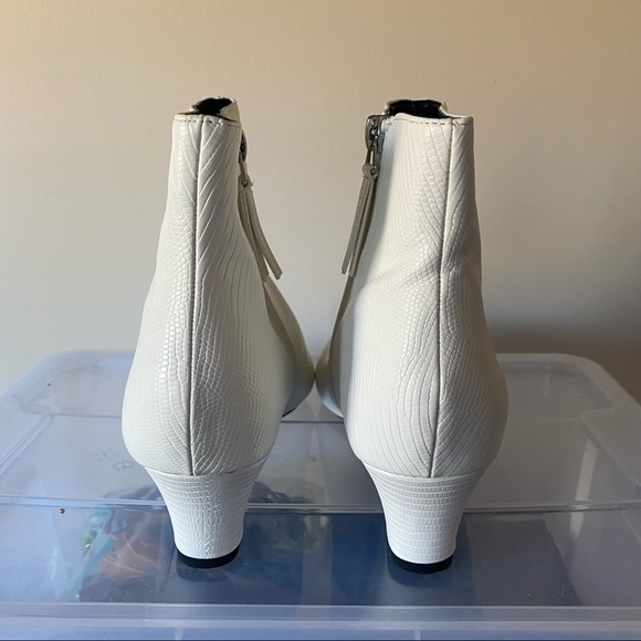 White croc heeled booties - Picture 3 of 4